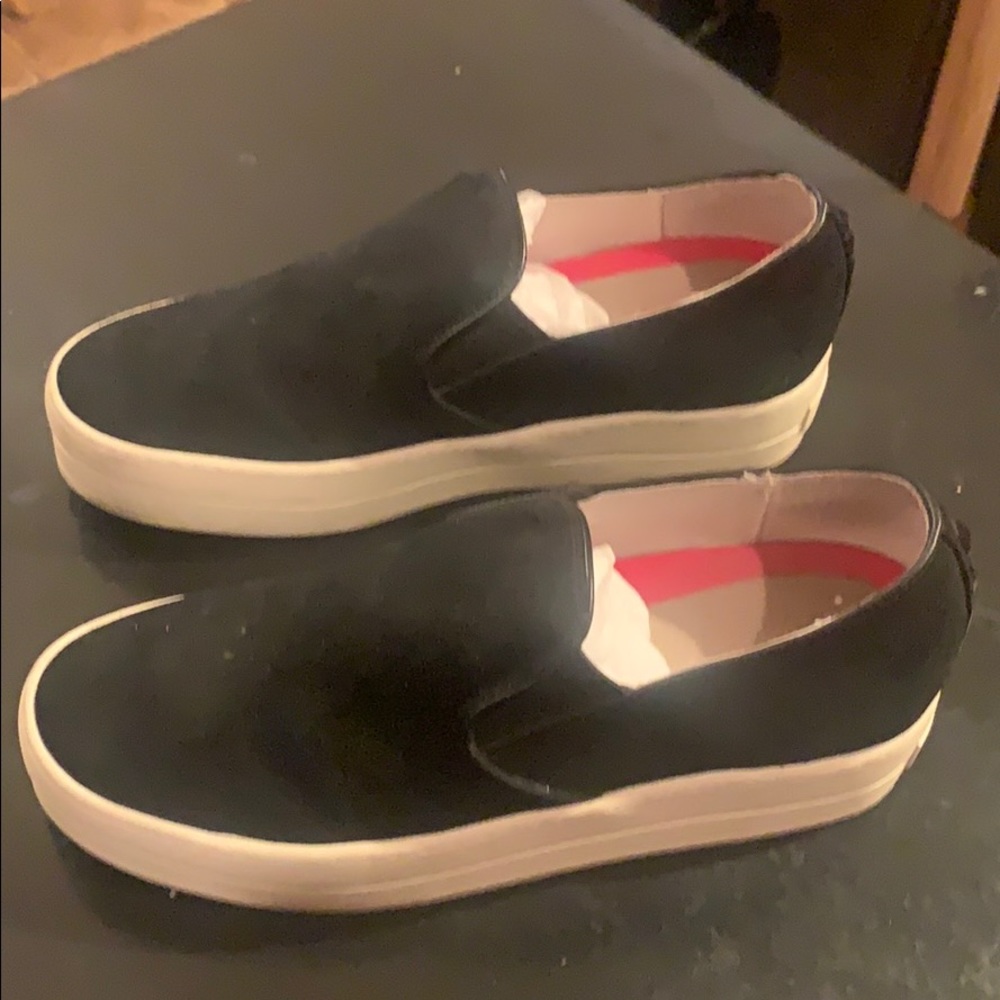 Black shoes